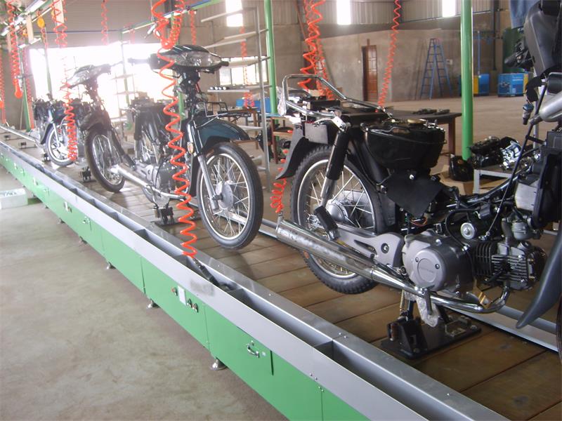 assembly line for motorcycle.JPG