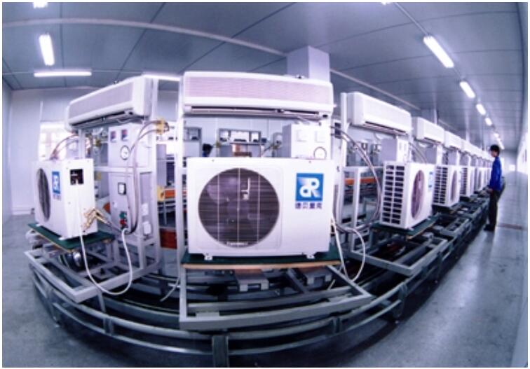  Air conditioning automatic assembly line